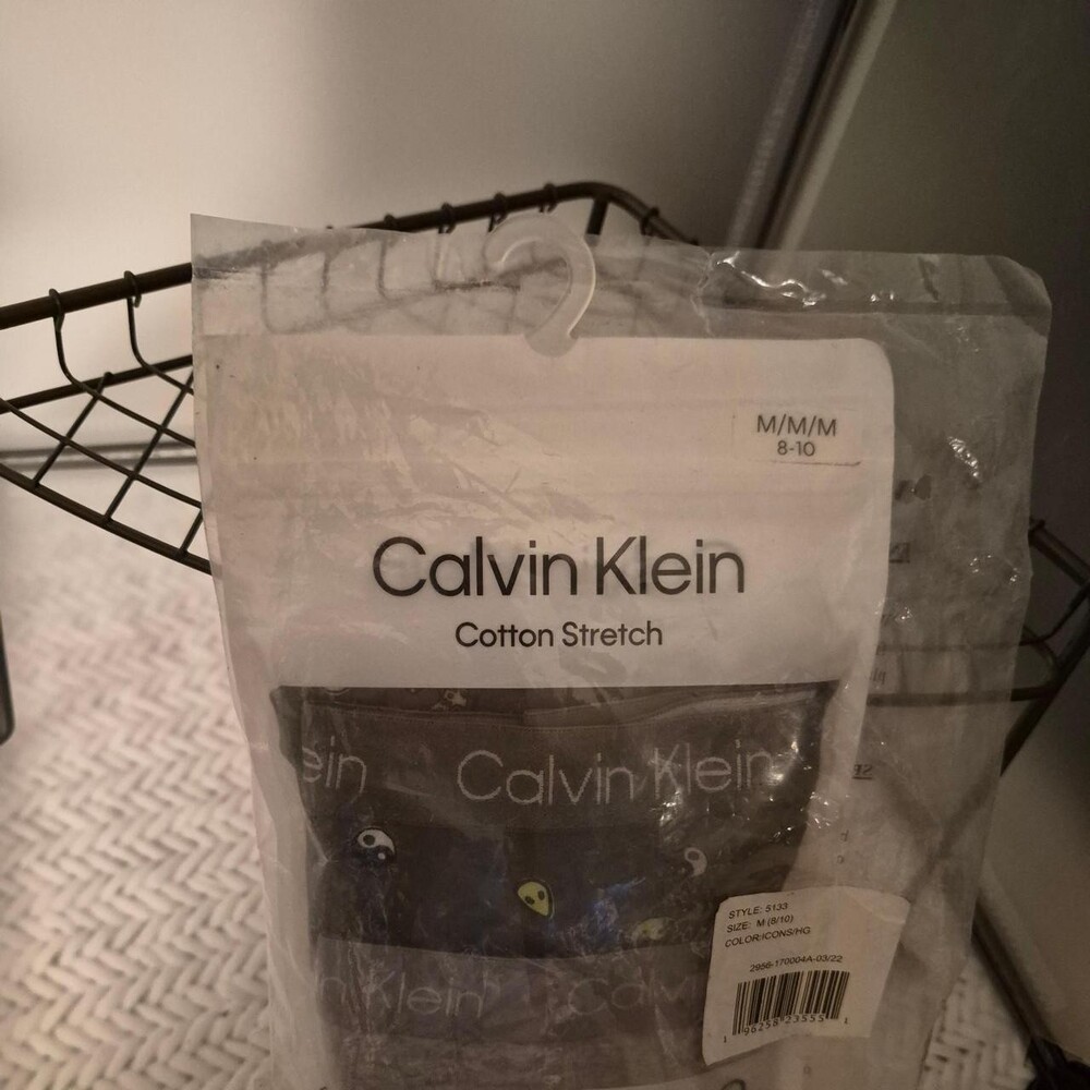 Calvin Klein 2 pk of boys cotton stretch Boxer Briefs Size med 8-10 #boys #calvi